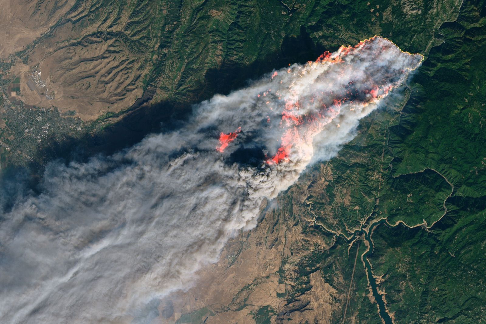 Satellite view of the Camp Fire burning across Paradise, California